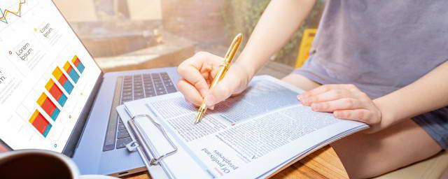 美股前瞻 | 三大股指期货普涨，苹果(AAPL.US)与亚马逊(AMZN.US)即将公布财报