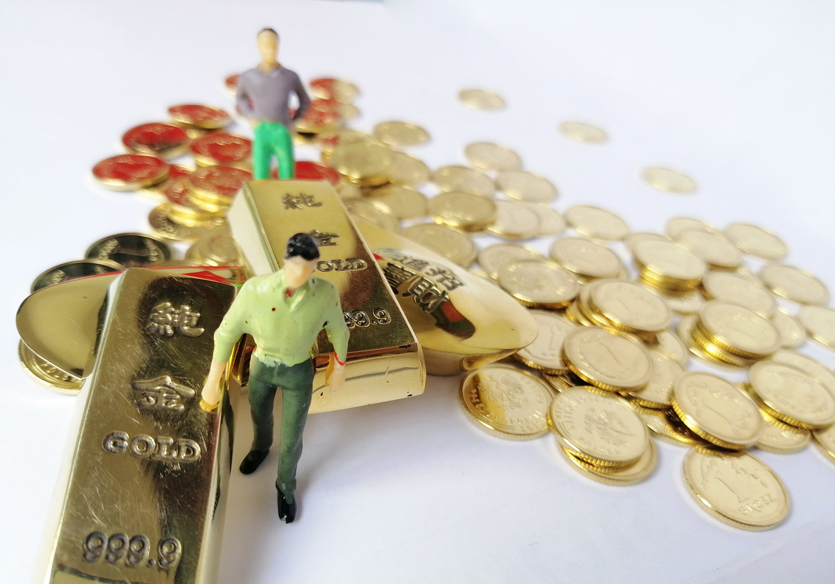 日本央行维持利率不变,但通胀预测超预期,或暗示加息可能性