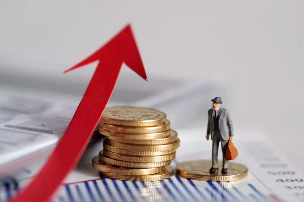 暑期珠海口岸现“入境游”“港澳游”客流双高峰